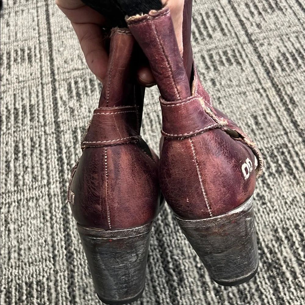 🤑⚡️SALE!🤑BED STU LIBERATE HARNESS CHELSEA burgundy BOOT BOOTIES 7M 🤑⚡️SALE!🤑 - Picture 4 of 7